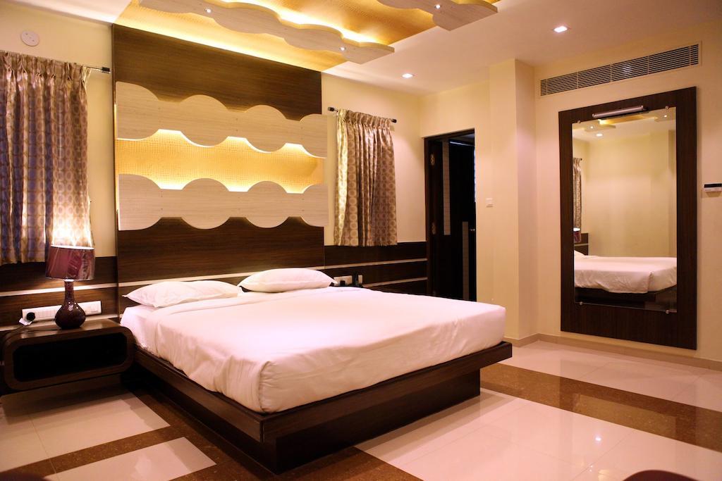 Sbs Grand Coimbatore Quarto foto