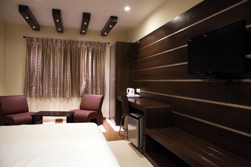 Sbs Grand Coimbatore Quarto foto